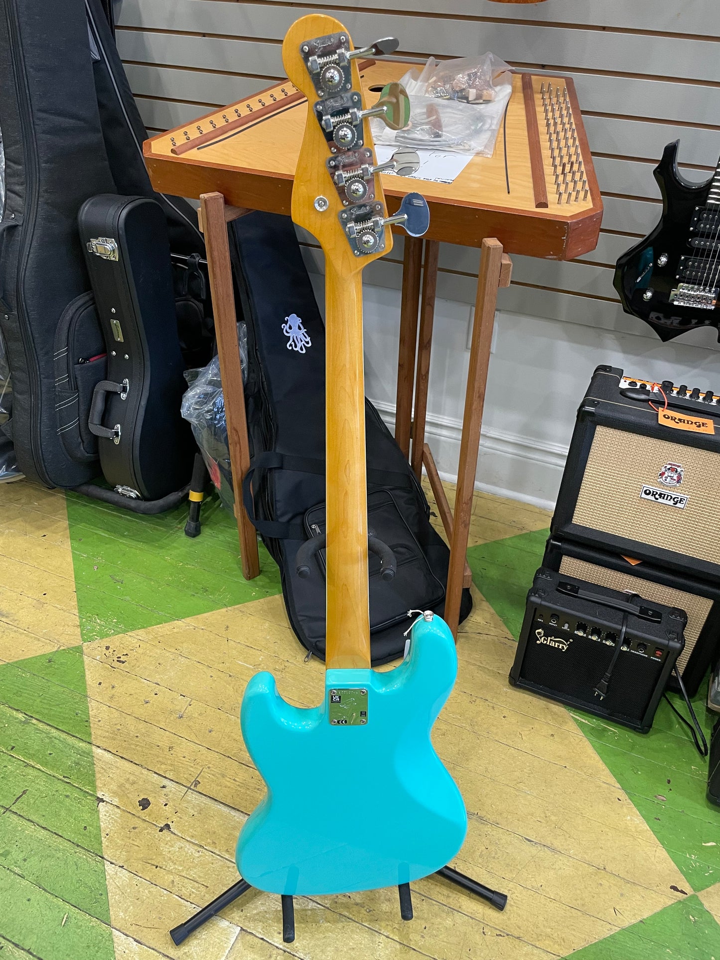 Fender American Vintage Series J Bass (Used)