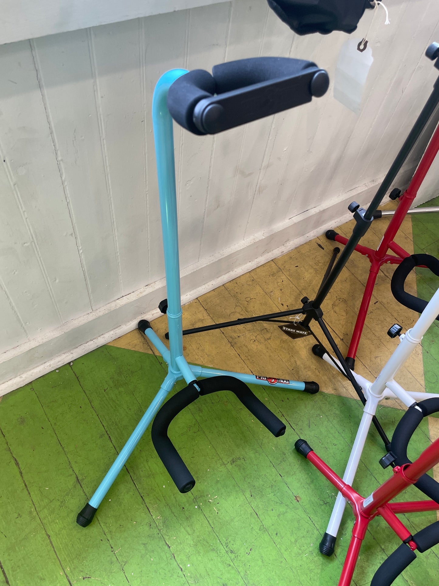 Pig Hog Guitar Stands